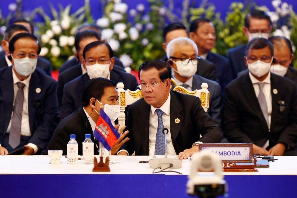 Líderes do Sudeste Asiático pedem unidade no meio de tensões globais