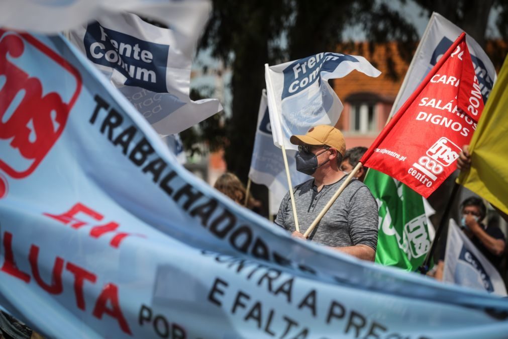 Inspetores tributários juntam-se à greve da função pública marcada para dia 18