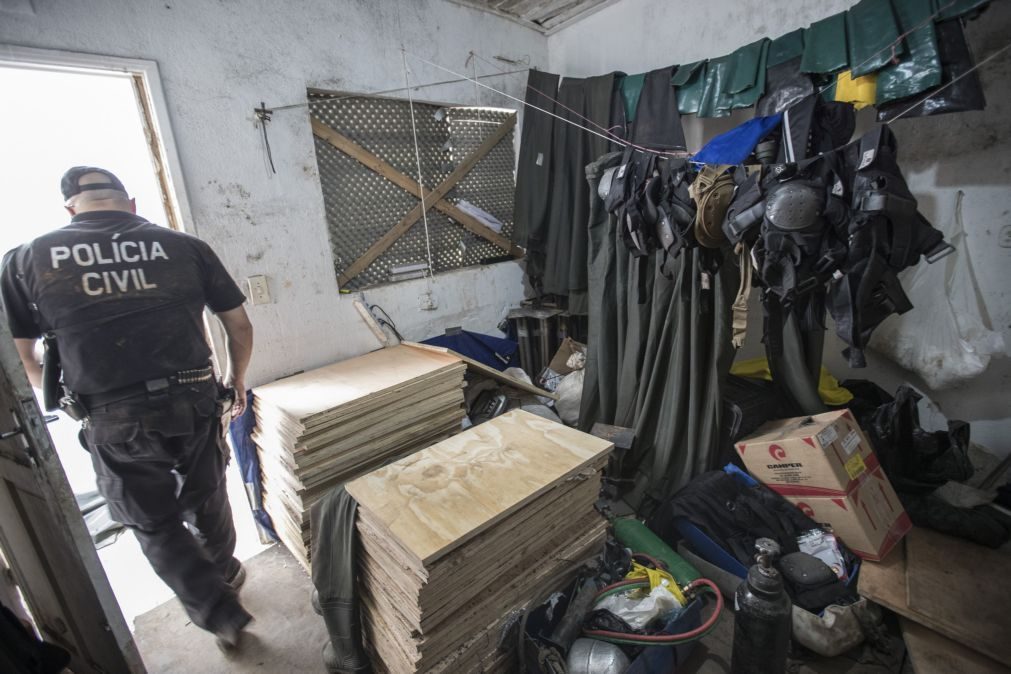 Polícia brasileira desarticula gangues que mandavam toneladas de cocaína para a Europa