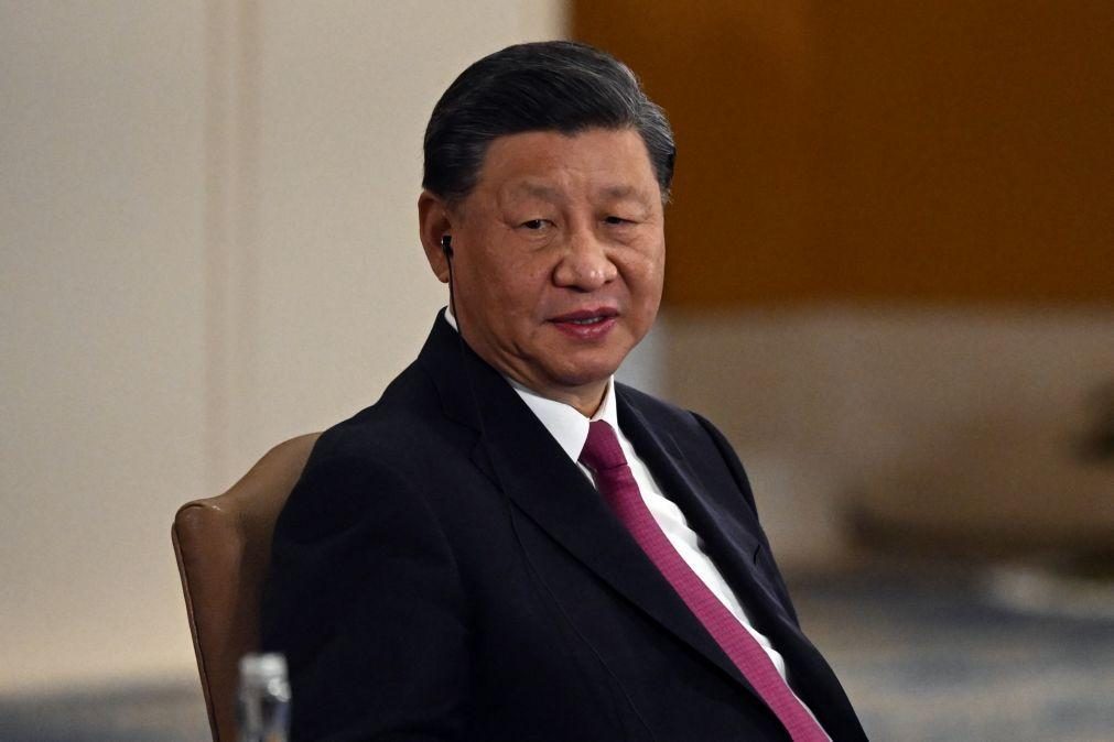 PR chinês pede esforços para resolver crise de dívida soberana dos países pobres