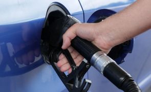 Preços médios semanais caem 2,4% na gasolina 5,2% no gasóleo