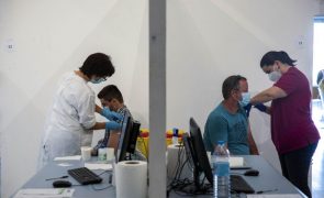 Mais de 14 mil pessoas receberam reforço sazonal da vacina contra a covid-19 nos Açores