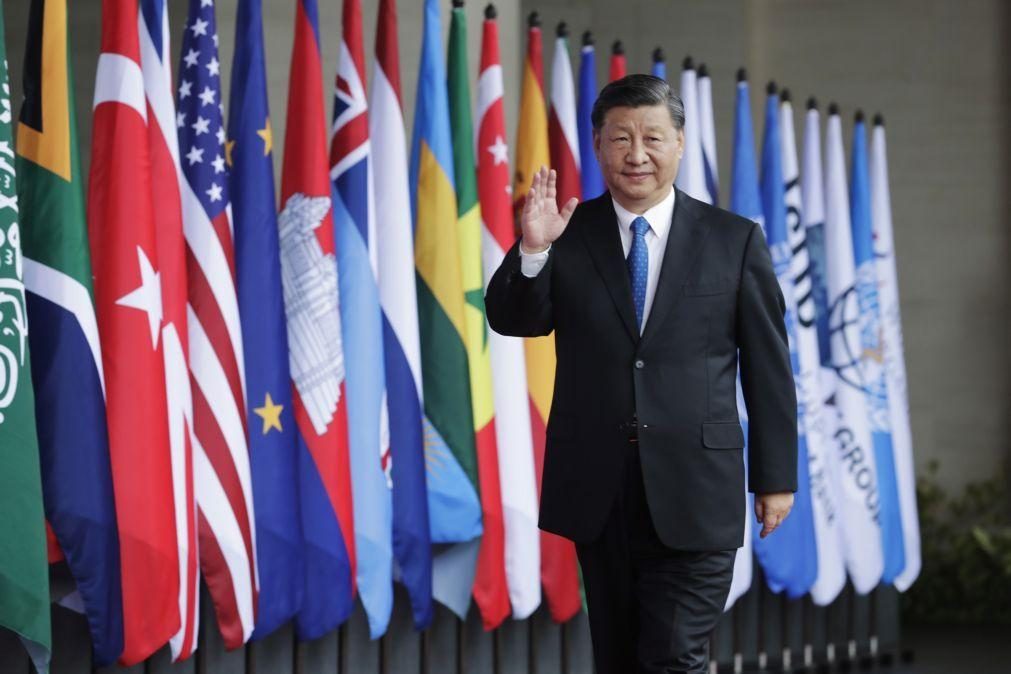 Xi Jinping diz a Sánchez para não ser sobrevalorizada influência da China sobre Putin