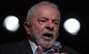 Lula quer que futuro Governo possa exceder 'teto' da despesa pública em 32,5 MME