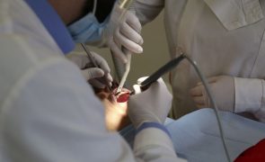 Governo vai avaliar porque mais de 30% dos cheques dentista ficam por usar