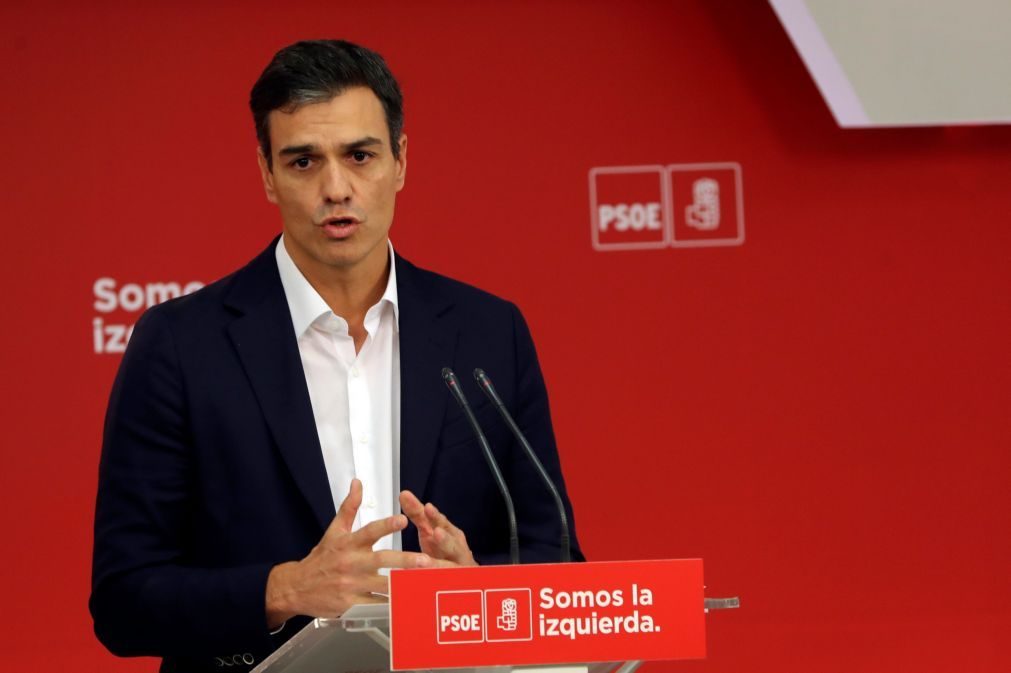 PSOE diz que acordou com Governo uma reforma constitucional dentro de 6 meses