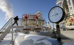 Qatar assina contrato para fornecer gás à China por 27 anos