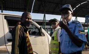 Polícia moçambicana prende três agentes que se apropriaram de dinheiro roubado em banco