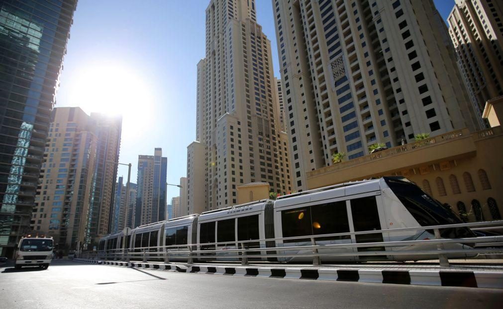 Governo dos Emirados quer duplicar PIB até 2031
