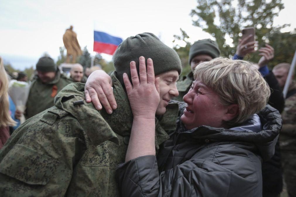 Ucrânia: Moscovo e Kiev anunciam nova troca de prisioneiros de guerra