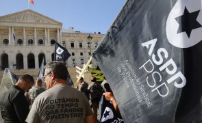 Polícias manifestam-se hoje em Lisboa contra arrastar dos problemas que afetam PSP