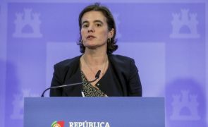 Governo aprova aumento de 52,11 euros para função pública