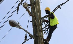 Elétrica moçambicana atinge 300 mil novas ligações pela primeira vez em 45 anos