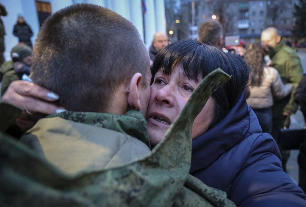 Ucrânia troca prisioneiros com a Rússia pela terceira vez numa semana