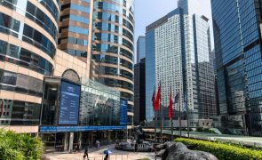 Bolsa de Hong Kong perde mais de 3% na abertura depois de protestos na China