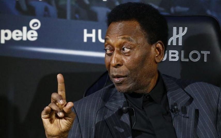 Pelé hospitalizado após deixar de responder à quimioterapia