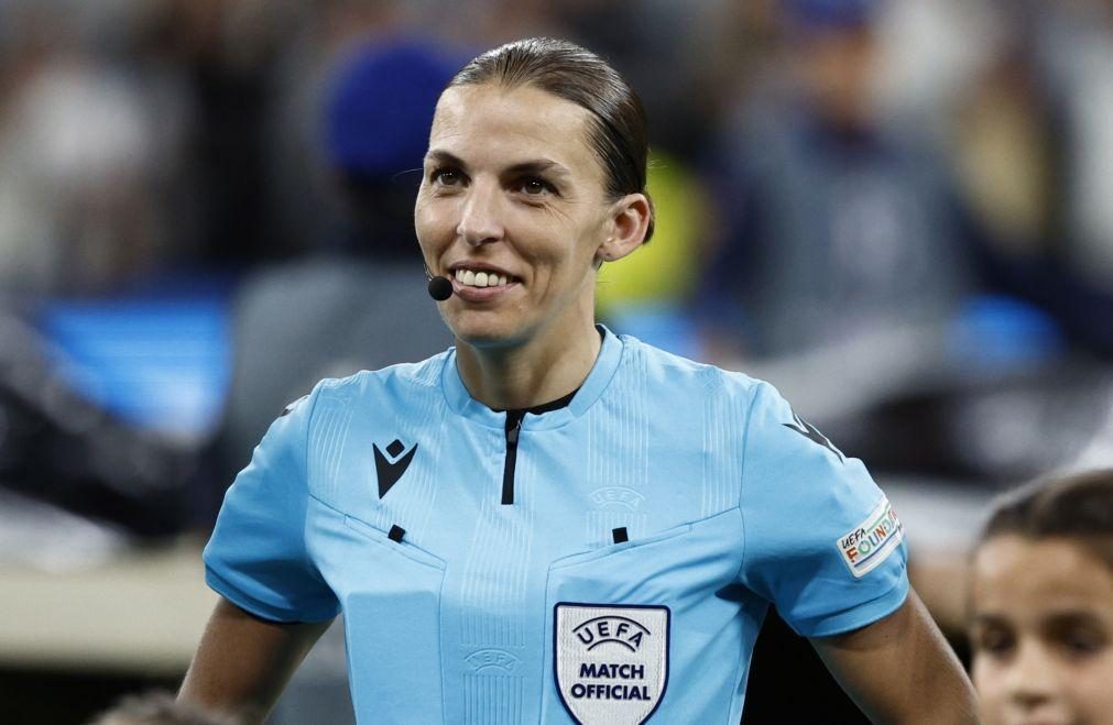 Mundial2022: Stéphanie Frappart quer controlar emoções antes da estreia