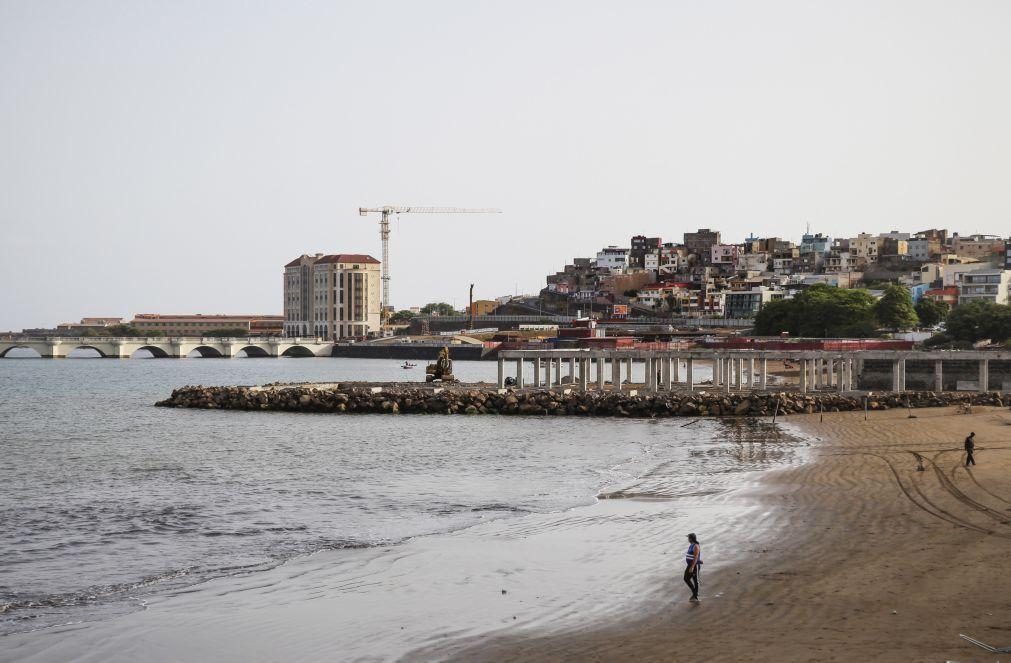 Cinco navios de quatro marinhas da UE escalam Cabo Verde em simultâneo