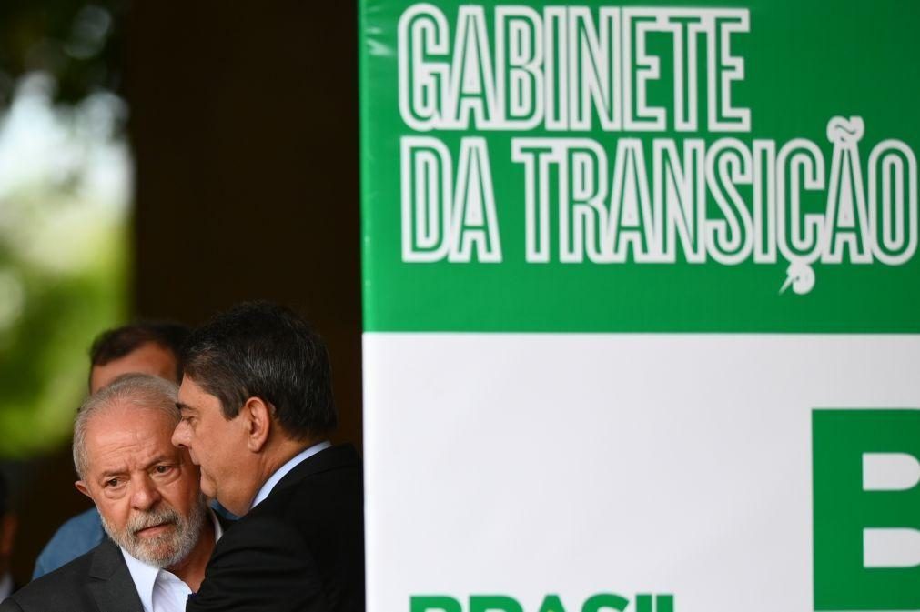 Equipa de Lula da Silva acusa Bolsonaro de ter falido o Brasil