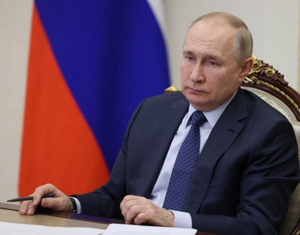Putin reconhece conflito 