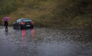 Distrito de Setúbal com 100 ocorrências e 16 pessoas retiradas de casa devido à chuva