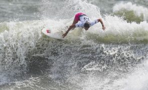 Surfista Teresa Bonvalot suplente no circuito mundial de 2023