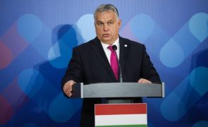 Orbán troça de escândalo de corrupção que atingiu Parlamento Europeu