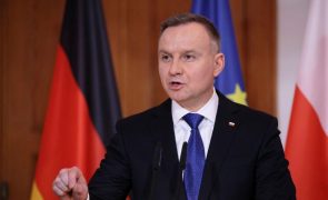 Presidente polaco assegura a Putin de que NATO nunca atacará a Rússia