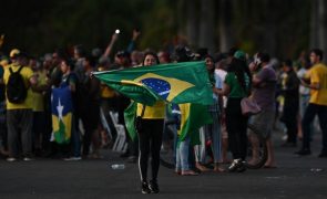 Manifestantes em Brasília chamam pelo 'mito' e garantem que Lula 