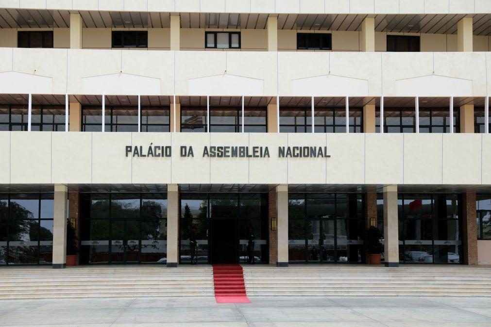 Parlamento cabo-verdiano volta a votar alteração ao Código Penal vetado pelo PR