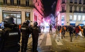Dez mil polícias gauleses supervisionam festejos do França-Marrocos