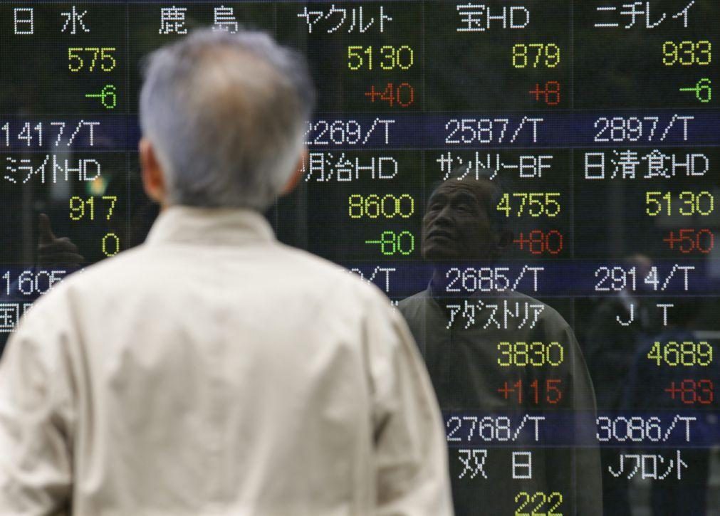 Bolsa de Tóquio abre a ganhar 0,25%