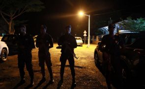 Detidos 17 suspeitos de envolvimento no assalto ao quartel militar de São Tomé