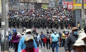 Novo Governo do Peru impõe estado de emergência em todo o país por 30 dias