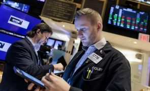 Wall Street segue tendência negativa das bolsas europeias