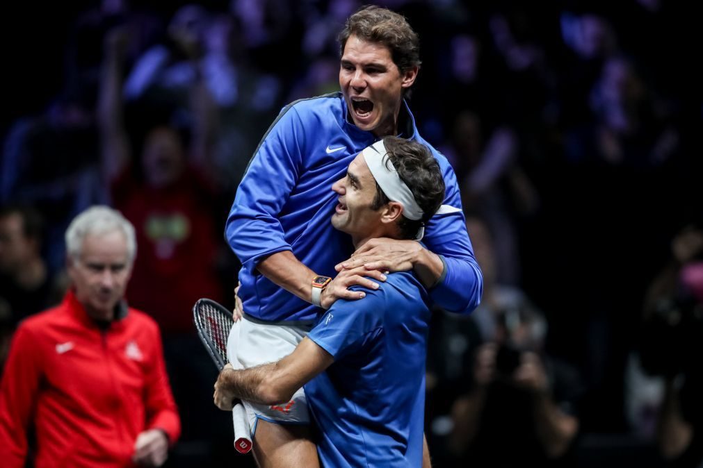 Roger Federer vence Rafael Nadal e conquista Masters 1000 de Xangai