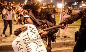 Pelo menos sete mortos em confrontos entre militares e manifestantes no Peru
