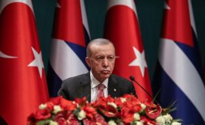 Erdogan nega ter contribuído para condenação de autarca de Istambul