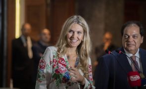 Eva Kaili votou liberalização de vistos com Qatar numa comissão a que não pertencia