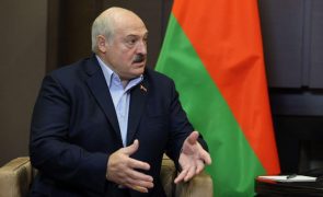 Lukashenko diz que Rússia e Bielorrússia admitem dialogar com Europa
