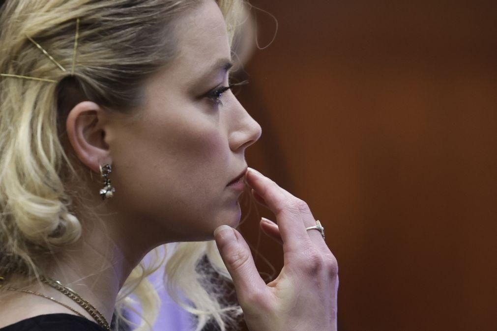 Amber Heard aceita pagar quase 1 milhão de euros a Johnny Depp para encerrar processo
