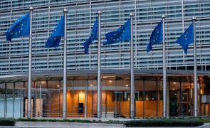 Bruxelas apela a respeito pelas 