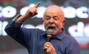 Lula da Silva anuncia 16 ministros para o seu futuro Governo no Brasil