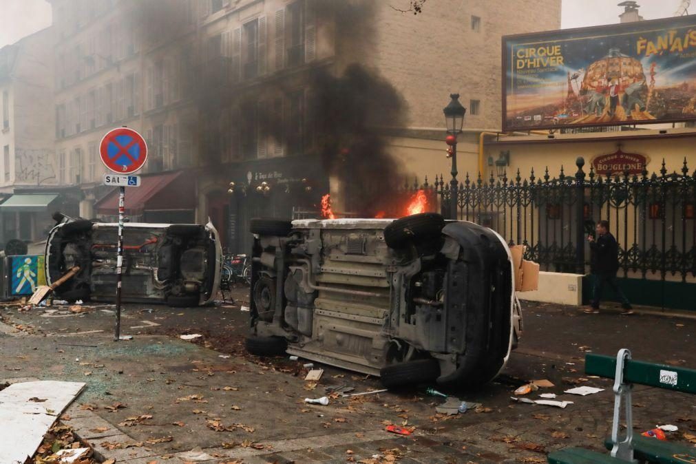 Suspeito de morte de curdos em Paris será presente a juíz na segunda-feira