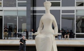 Justiça suspende porte de armas em Brasília antes da posse de Lula da Silva