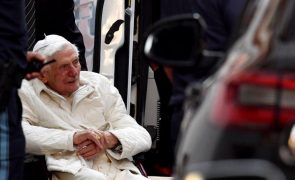 Morreu o Papa Bento XVI