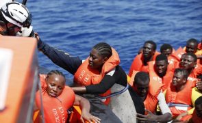 Mais de 650 migrantes que tentavam entrar na Europa detidos na costa Líbia