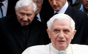 As últimas palavras do papa emérito Bento XVI foram 