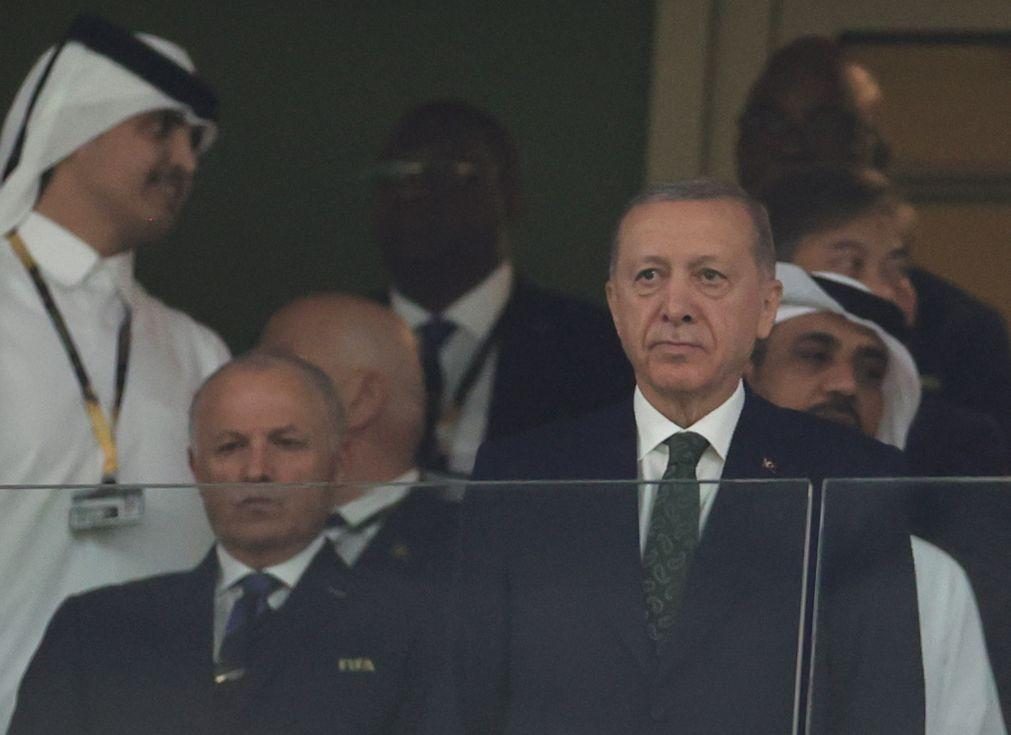 Erdogan admite antecipar eleições legislativas e presidenciais na Turquia