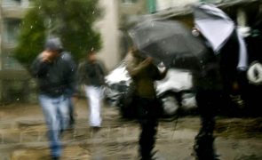 Mau tempo: Viana, Braga, Porto e Vila Real em aviso laranja entre as 06:00 e 12:00 de domingo